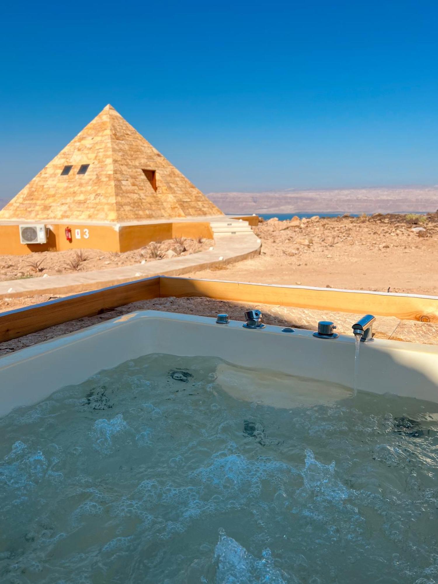 Отель Deadsea Octagon Мадаба Экстерьер фото